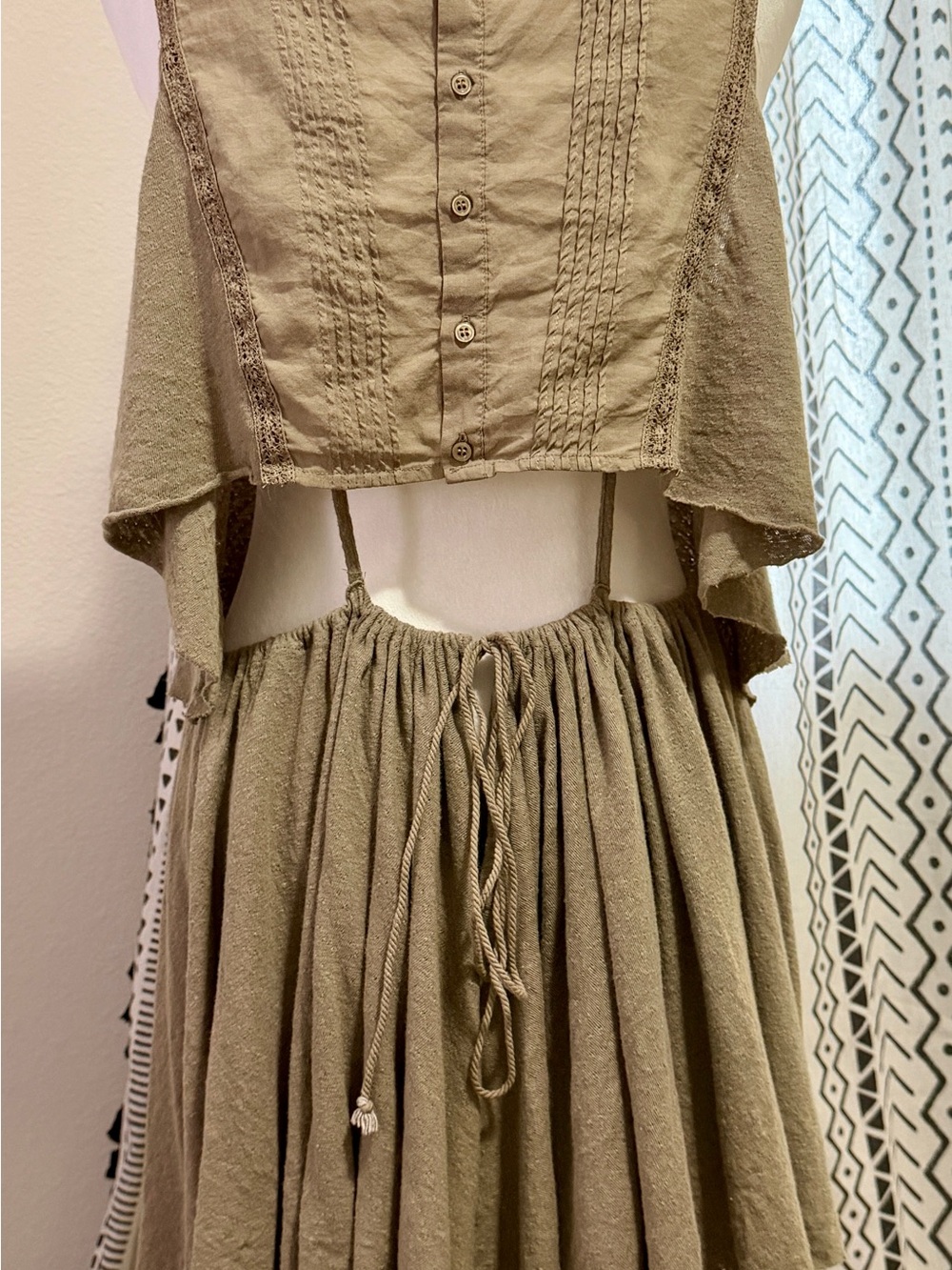 FP Cold-Shoulder open back mini - Picture 2 of 5